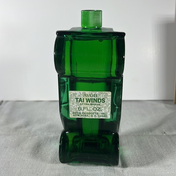 VTG AVON Station Wagon After Shave Tai Winds 6fl. oz. - Picture 3 of 5